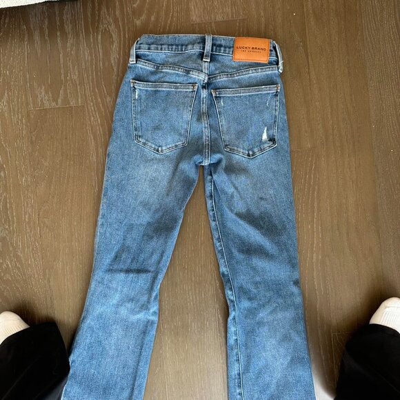 Lucky Brand Distressed Jeans - Picture 4 of 4